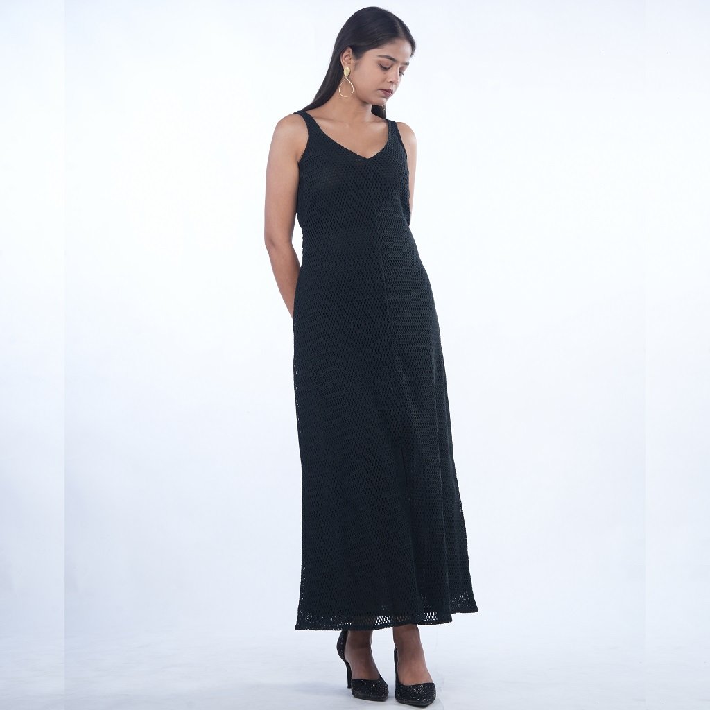 V-Neck Black Half Midi Dress